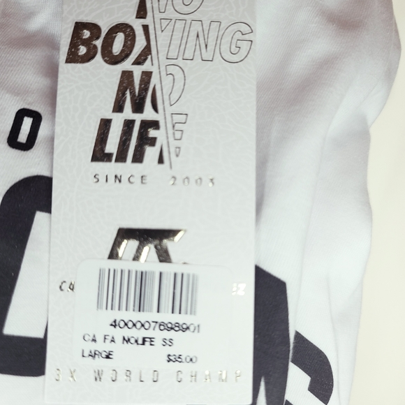 Canelo Alvarez 3X champ T - Picture 6 of 6